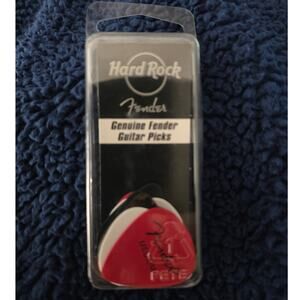 Vintage Hard Rock Fender Guitar Picks - 12 Medium - NEW